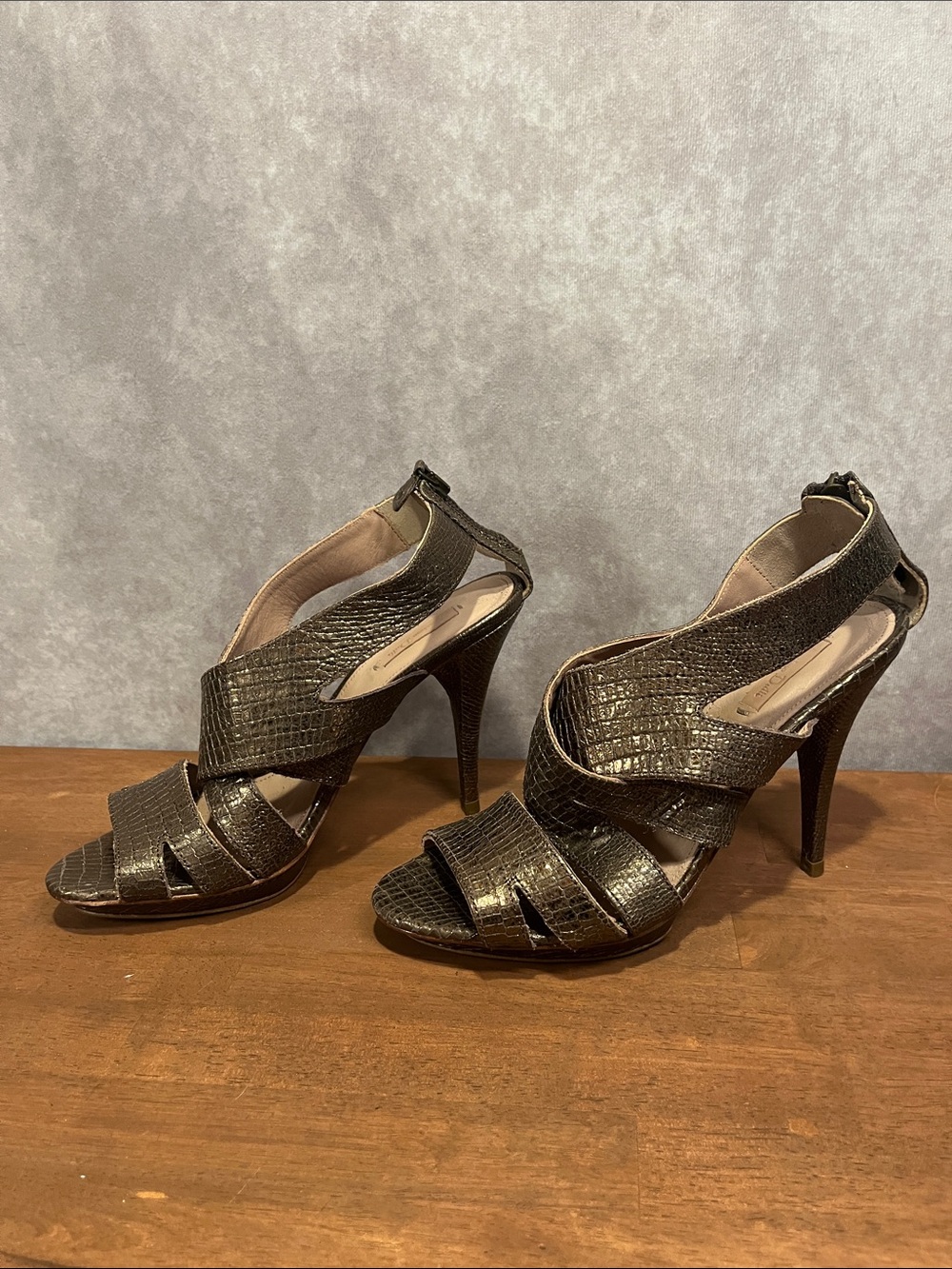 Massimo Dutti Metallic Bronze Strappy High Heel Sandals size 40 / 9